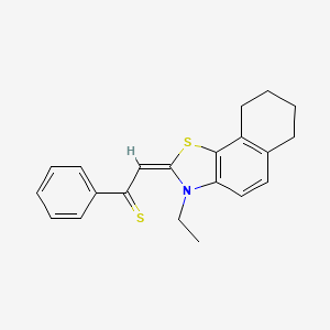 (2E)-2-(3-ethyl-6,7,8,9-tetrahydronaphtho[2,1-d][1,3]thiazol-2(3H)-ylidene)-1-phenylethanethione