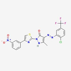 (4E)-4-{2-[2-chloro-5-(trifluoromethyl)phenyl]hydrazinylidene}-5-methyl-2-[4-(3-nitrophenyl)-1,3-thiazol-2-yl]-2,4-dihydro-3H-pyrazol-3-one