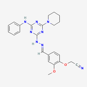 {2-methoxy-4-[(E)-{2-[4-(phenylamino)-6-(piperidin-1-yl)-1,3,5-triazin-2-yl]hydrazinylidene}methyl]phenoxy}acetonitrile