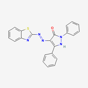 (4Z)-4-[2-(1,3-benzothiazol-2-yl)hydrazinylidene]-2,5-diphenyl-2,4-dihydro-3H-pyrazol-3-one