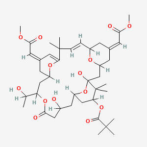 [(5Z,8E,13Z)-1,21-Dihydroxy-17-(1-hydroxyethyl)-5,13-bis(2-methoxy-2-oxoethylidene)-10,10,26,26-tetramethyl-19-oxo-18,27,28,29-tetraoxatetracyclo[21.3.1.13,7.111,15]nonacosa-8,11-dien-25-yl] 2,2-dimethylpropanoate