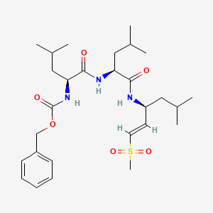 molecular formula C28H45N3O6S B1169884 Benzyl (S)-4-methyl-1-((S)-4-methyl-1-((S,E)-5-methyl-1-(methylsulfonyl)hex-1-en-3-ylamino)-1-oxopentan-2-ylamino)-1-oxopentan-2-ylcarbamate CAS No. 193482-47-2
