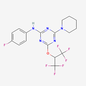 molecular formula C17H16F7N5O B11702422 N-(4-fluorophenyl)-4-[(1,1,1,3,3,3-hexafluoropropan-2-yl)oxy]-6-(piperidin-1-yl)-1,3,5-triazin-2-amine 