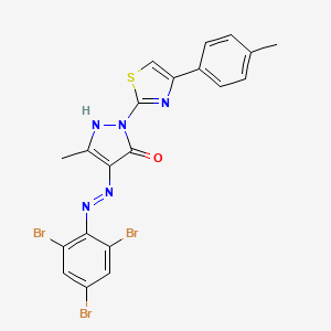 (4Z)-5-methyl-2-[4-(4-methylphenyl)-1,3-thiazol-2-yl]-4-[2-(2,4,6-tribromophenyl)hydrazinylidene]-2,4-dihydro-3H-pyrazol-3-one