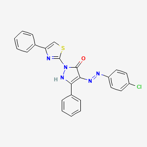 (4Z)-4-[2-(4-chlorophenyl)hydrazinylidene]-5-phenyl-2-(4-phenyl-1,3-thiazol-2-yl)-2,4-dihydro-3H-pyrazol-3-one