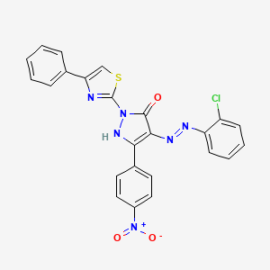 (4Z)-4-[2-(2-chlorophenyl)hydrazinylidene]-5-(4-nitrophenyl)-2-(4-phenyl-1,3-thiazol-2-yl)-2,4-dihydro-3H-pyrazol-3-one