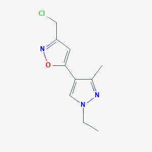 molecular formula C10H12ClN3O B11711294 3-(chloromethyl)-5-(1-ethyl-3-methyl-1H-pyrazol-4-yl)-1,2-oxazole 