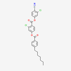 3-Chloro-4-cyanophenyl 2-chloro-4-{[(4-heptylphenyl)carbonyl]oxy}benzoate