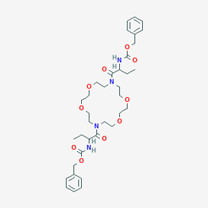 Benzyl 1-{[16-(2-{[(benzyloxy)carbonyl]amino}butanoyl)-1,4,10,13-tetraoxa-7,16-diazacyclooctadecan-7-yl]carbonyl}propylcarbamate