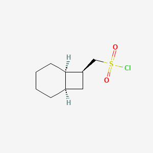 molecular formula C9H15ClO2S B11717191 [(1R,6R,7S)-bicyclo[4.2.0]octan-7-yl]methanesulfonyl chloride 