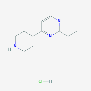 molecular formula C12H20ClN3 B11718950 4-(Piperidin-4-yl)-2-(propan-2-yl)pyrimidine hydrochloride 