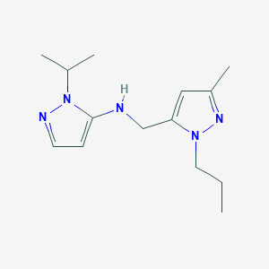 molecular formula C14H23N5 B11729299 N-[(3-methyl-1-propyl-1H-pyrazol-5-yl)methyl]-1-(propan-2-yl)-1H-pyrazol-5-amine 