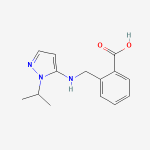 molecular formula C14H17N3O2 B11739333 2-({[1-(propan-2-yl)-1H-pyrazol-5-yl]amino}methyl)benzoic acid 