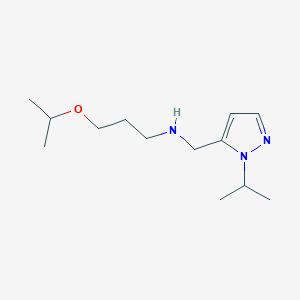 {[1-(propan-2-yl)-1H-pyrazol-5-yl]methyl}[3-(propan-2-yloxy)propyl]amine