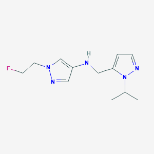 molecular formula C12H18FN5 B11741347 1-(2-fluoroethyl)-N-{[1-(propan-2-yl)-1H-pyrazol-5-yl]methyl}-1H-pyrazol-4-amine 