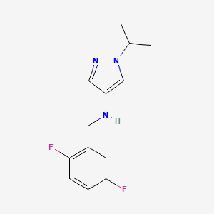 molecular formula C13H15F2N3 B11741368 N-[(2,5-difluorophenyl)methyl]-1-(propan-2-yl)-1H-pyrazol-4-amine 