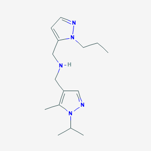 molecular formula C15H25N5 B11742598 {[5-methyl-1-(propan-2-yl)-1H-pyrazol-4-yl]methyl}[(1-propyl-1H-pyrazol-5-yl)methyl]amine 