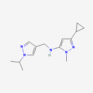 molecular formula C14H21N5 B11746453 3-cyclopropyl-1-methyl-N-{[1-(propan-2-yl)-1H-pyrazol-4-yl]methyl}-1H-pyrazol-5-amine 