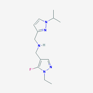 molecular formula C13H20FN5 B11749821 [(1-ethyl-5-fluoro-1H-pyrazol-4-yl)methyl]({[1-(propan-2-yl)-1H-pyrazol-3-yl]methyl})amine 