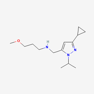 {[3-cyclopropyl-1-(propan-2-yl)-1H-pyrazol-5-yl]methyl}(3-methoxypropyl)amine