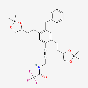 molecular formula C32H38F3NO5 B11780107 N-(3-(4-Benzyl-2,5-bis(2-(2,2-dimethyl-1,3-dioxolan-4-yl)ethyl)phenyl)prop-2-yn-1-yl)-2,2,2-trifluoroacetamide 