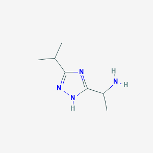 1-(3-Isopropyl-1H-1,2,4-triazol-5-yl)ethanamine