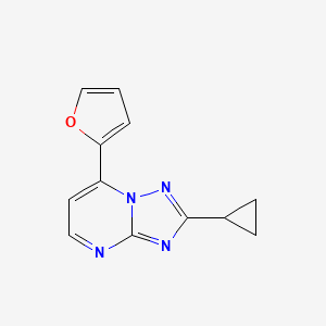 molecular formula C12H10N4O B1186712 2-Cyclopropyl-7-(2-furyl)[1,2,4]triazolo[1,5-a]pyrimidine 