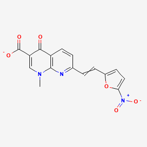 molecular formula C16H10N3O6- B1196181 1-Methyl-7-[2-(5-nitrofuran-2-yl)ethenyl]-4-oxo-1,8-naphthyridine-3-carboxylate 