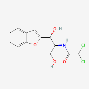 B1196749 1-(2-Benzofuranyl)-2-(dichloroacetamido)propane-1,3-diol CAS No. 74599-88-5
