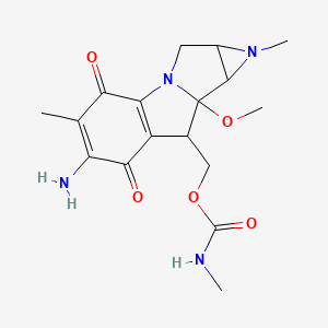 molecular formula C17H22N4O5 B1199858 (11-amino-7-methoxy-5,12-dimethyl-10,13-dioxo-2,5-diazatetracyclo[7.4.0.02,7.04,6]trideca-1(9),11-dien-8-yl)methyl N-methylcarbamate 