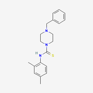 molecular formula C20H25N3S B1201148 N-(2,4-二甲苯基)-4-(苯甲基)-1-哌嗪碳硫酰胺 