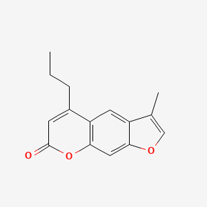 molecular formula C15H14O3 B1201342 3-甲基-5-丙基呋并[3,2-g]色烯-7-酮 