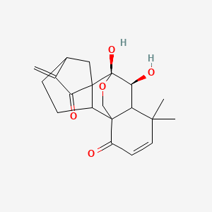 molecular formula C20H24O5 B1203346 (9R,10S)-9,10-二羟基-12,12-二甲基-6-亚甲基-17-氧杂五环[7.6.2.15,8.01,11.02,8]十八-13-烯-7,15-二酮 
