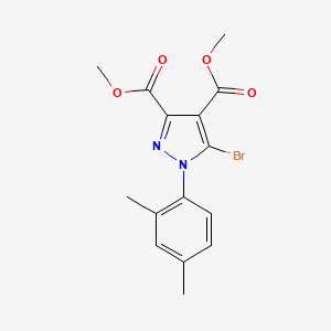 molecular formula C15H15BrN2O4 B12041252 dimethyl 5-bromo-1-(2,4-dimethylphenyl)-1H-pyrazole-3,4-dicarboxylate 