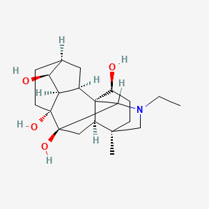 molecular formula C21H33NO4 B1205917 心瓣花碱 CAS No. 75375-44-9