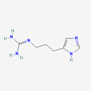 molecular formula C7H13N5 B1206538 3-(4(5)-咪唑基)丙基胍 CAS No. 46129-28-6