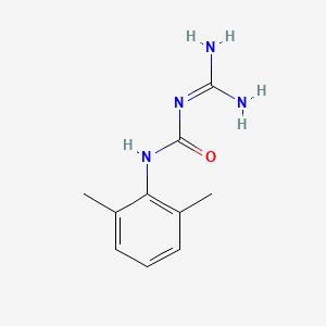 molecular formula C10H14N4O B1207366 N-(Aminoiminomethyl)-N'-(2,6-dimethylphenyl)urea CAS No. 55831-94-2