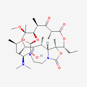 molecular formula C33H55N3O9 B1207390 (2R,4R,5R,6R,8R,11R,12S,19R,20R)-5-[(2S,3R,4S,6R)-4-(dimethylamino)-3-hydroxy-6-methyloxan-2-yl]oxy-11-ethyl-4-methoxy-2,4,6,8,12,19-hexamethyl-10,13-dioxa-15,18-diazatricyclo[10.6.2.015,20]icos-1(18)-ene-7,9,14-trione 