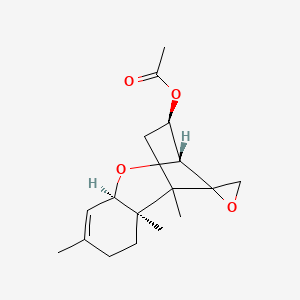 B1208050 [(2R,7R,9R,10R)-1,2,5-Trimethylspiro[8-oxatricyclo[7.2.1.02,7]dodec-5-ene-12,2'-oxirane]-10-yl] acetate CAS No. 91423-90-4