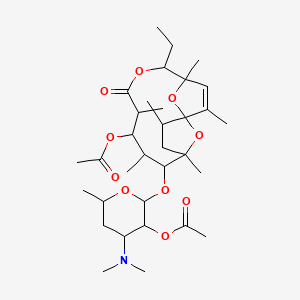 molecular formula C33H53NO10 B1209720 [11-[3-Acetyloxy-4-(dimethylamino)-6-methyloxan-2-yl]oxy-5-ethyl-2,4,8,10,12,14-hexamethyl-7-oxo-6,15,16-trioxatricyclo[10.2.1.11,4]hexadec-2-en-9-yl] acetate CAS No. 57917-99-4
