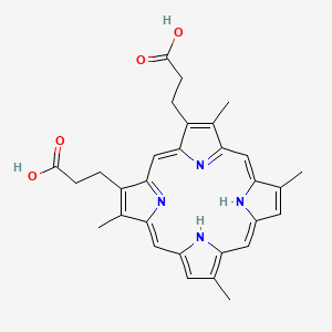 molecular formula C30H30N4O4 B1211107 氘卟啉 CAS No. 448-65-7