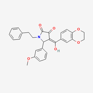 molecular formula C28H25NO6 B12128242 (4E)-4-[2,3-dihydro-1,4-benzodioxin-6-yl(hydroxy)methylidene]-5-(3-methoxyphenyl)-1-(2-phenylethyl)pyrrolidine-2,3-dione 