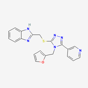 2-({[4-(furan-2-ylmethyl)-5-(pyridin-3-yl)-4H-1,2,4-triazol-3-yl]sulfanyl}methyl)-1H-benzimidazole