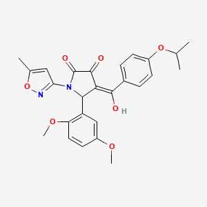 molecular formula C26H26N2O7 B12140170 (4E)-5-(2,5-dimethoxyphenyl)-4-{hydroxy[4-(propan-2-yloxy)phenyl]methylidene}-1-(5-methyl-1,2-oxazol-3-yl)pyrrolidine-2,3-dione 