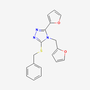 molecular formula C18H15N3O2S B12144516 3-(benzylsulfanyl)-5-(furan-2-yl)-4-(furan-2-ylmethyl)-4H-1,2,4-triazole 