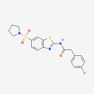 molecular formula C19H18FN3O3S2 B12145290 2-(4-fluorophenyl)-N-[6-(pyrrolidine-1-sulfonyl)-1,3-benzothiazol-2-yl]acetamide 