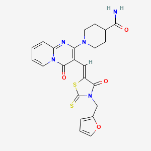 1-(3-{(Z)-[3-(furan-2-ylmethyl)-4-oxo-2-thioxo-1,3-thiazolidin-5-ylidene]methyl}-4-oxo-4H-pyrido[1,2-a]pyrimidin-2-yl)piperidine-4-carboxamide