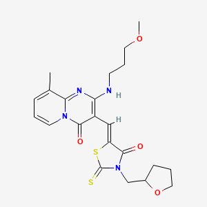 molecular formula C22H26N4O4S2 B12151425 2-[(3-methoxypropyl)amino]-9-methyl-3-{(Z)-[4-oxo-3-(tetrahydrofuran-2-ylmethyl)-2-thioxo-1,3-thiazolidin-5-ylidene]methyl}-4H-pyrido[1,2-a]pyrimidin-4-one 