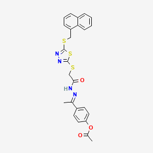 molecular formula C25H22N4O3S3 B12171705 4-[(1E)-1-{2-[({5-[(naphthalen-1-ylmethyl)sulfanyl]-1,3,4-thiadiazol-2-yl}sulfanyl)acetyl]hydrazinylidene}ethyl]phenyl acetate 