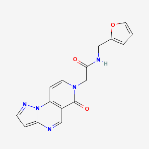 N-(2-furylmethyl)-2-[6-oxopyrazolo[1,5-a]pyrido[3,4-e]pyrimidin-7(6H)-yl]acetamide